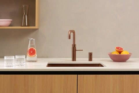 2227 FNSRCO Fusion Square Rose Copper Light Wooden Setting Sparkling water Strawberries Still